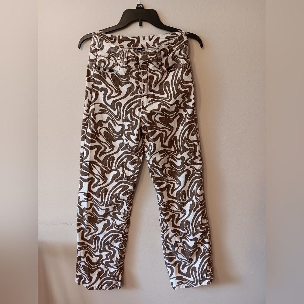 Justify brown and white line jeans women's size medium
